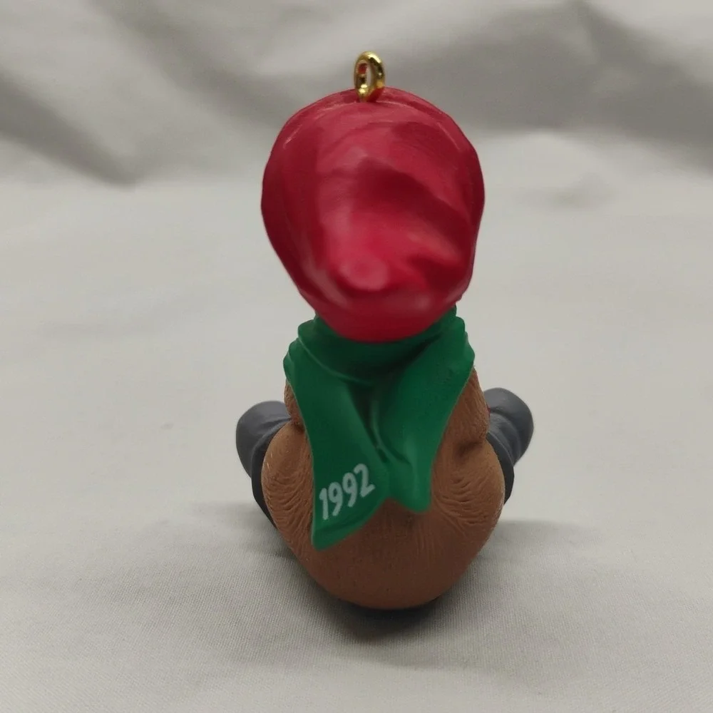 Hallmark 1992 Toboggan Tail Christmas‎ Tree Ornament Beaver